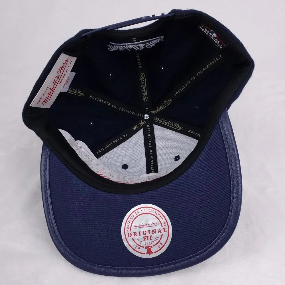 Atlanta Braves Mitchell &‎ Ness MLB Snapback Hat Cap 3D Logo Navy Wool NWT